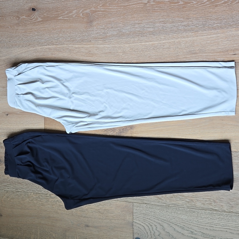 Lot Of 2 Uniqlo Women's Small Blue Tan Elastic Waist Pans